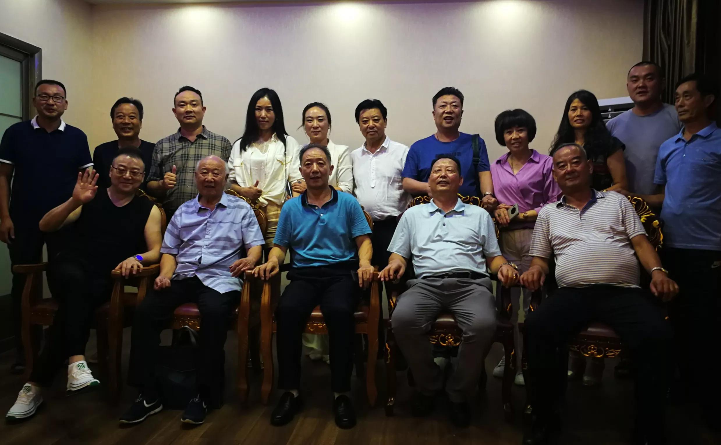 神龙药业邀请汉中各界人士“共庆七夕，畅话神农”