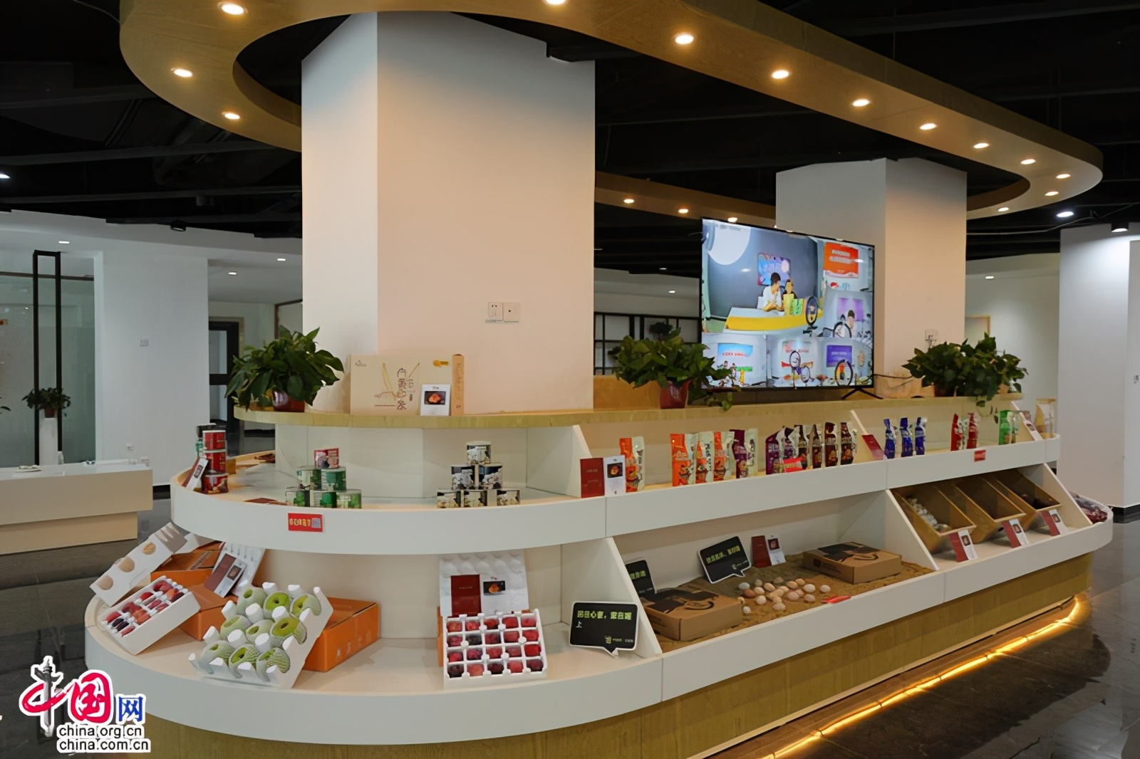 内黄县乡镇扶贫项目,大力支持扶贫电商方案