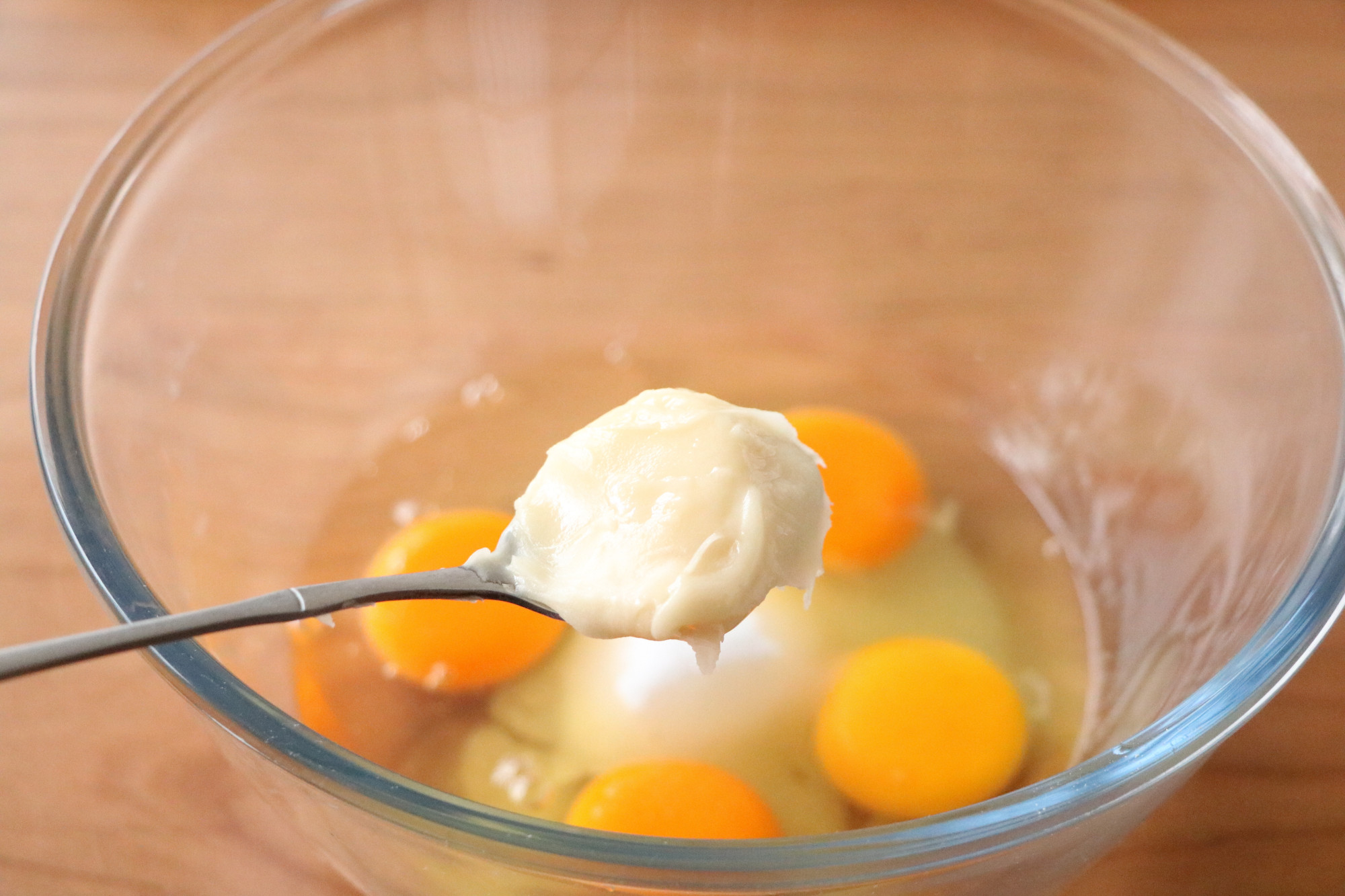 蜂蜜蛋糕的家常做法简单又好吃,老式蜂蜜脆皮蛋糕零失败6个鸡蛋