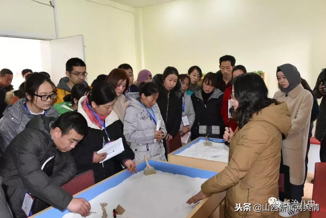 家校共育家长进课堂合力助成长,家校共育家长进课堂