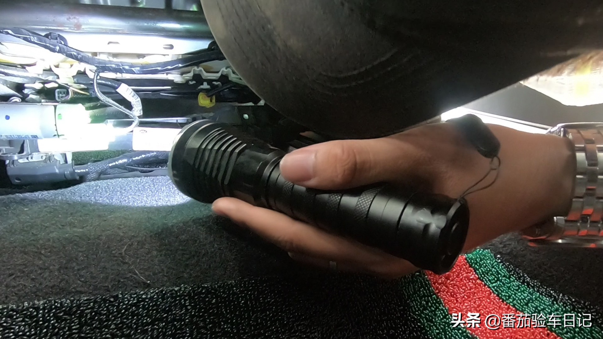 15骞磋挋杩杞﹀晢鏀跺埌鎵嬮噷鑳藉崠澶氬皯,杞﹀晢鐪间腑鐨勮挋杩鑷磋儨