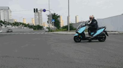 夏季骑行服选网眼的还是紧身的,夏季网眼骑行服推荐