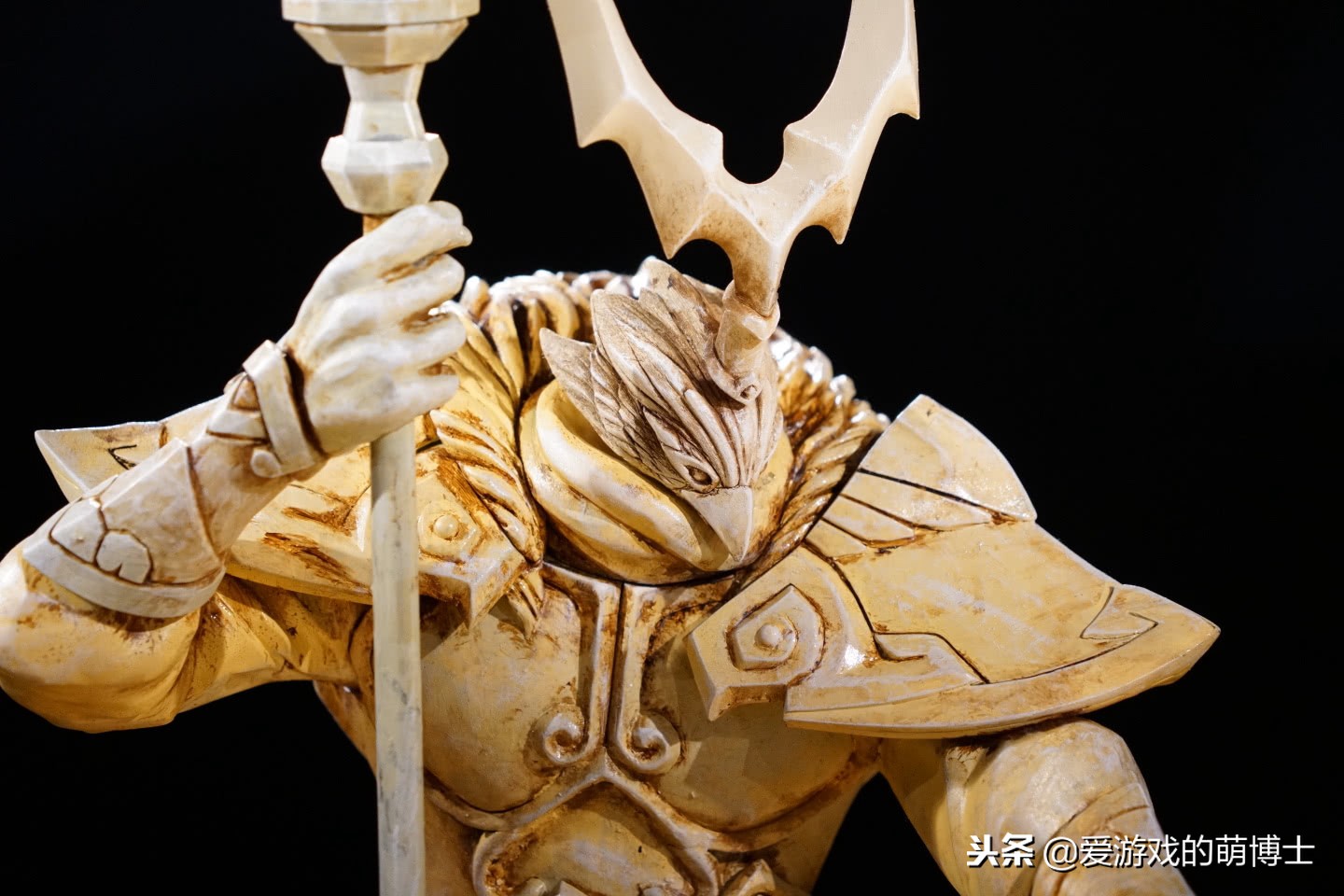 重现经典LCK对战，《英雄联盟》主题公园打卡雕塑创作