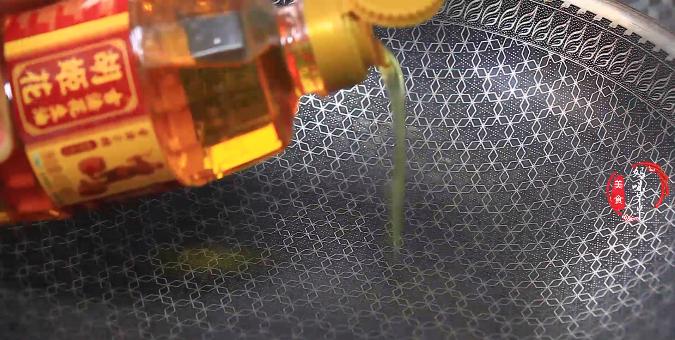 蒸包子发面忘放糖了补救方法,蒸包子放酵母和小苏打吗