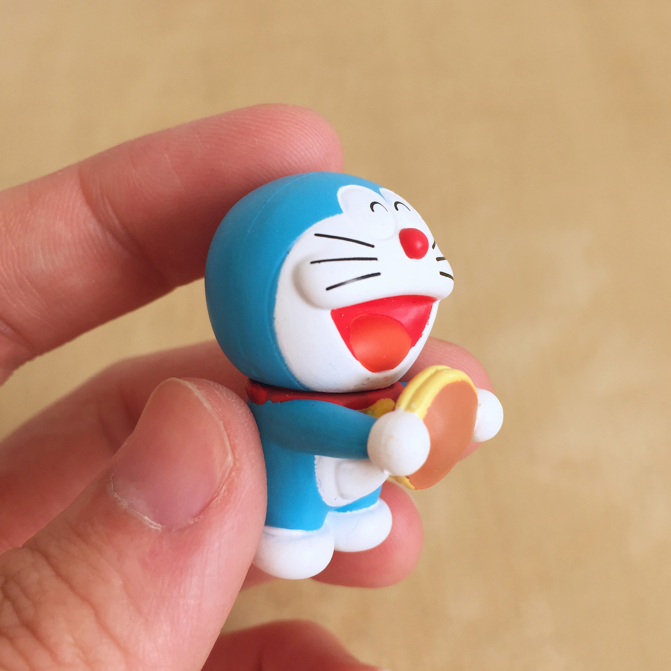 玩具测评丨PUTITTO奇谈俱乐部哆啦a梦杯沿玩偶(第一弹)