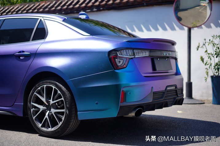 哑光钻石紫魅蓝色领克03+是不是很香