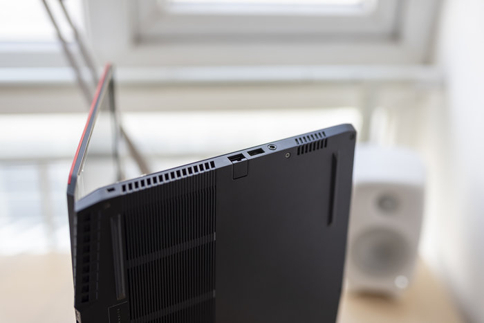 外星人alienwarem15拆解,alienwarem15星云红升级