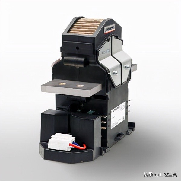 不要小看它可是大神级别的，几乎所有地方都用。就连马桶上都有