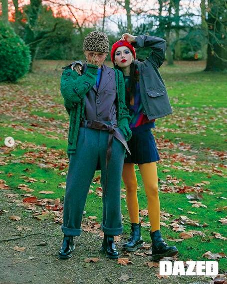 泫雅从明星到草根网红之路,为何同是甜蜜晒恩爱张杰与谢娜就不行