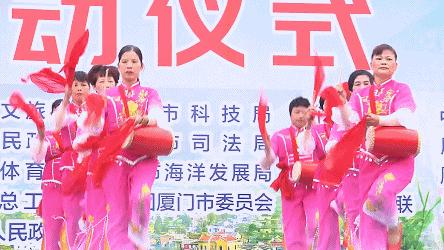 市总工会双节送温暖活动启动,总工会送文化到基层