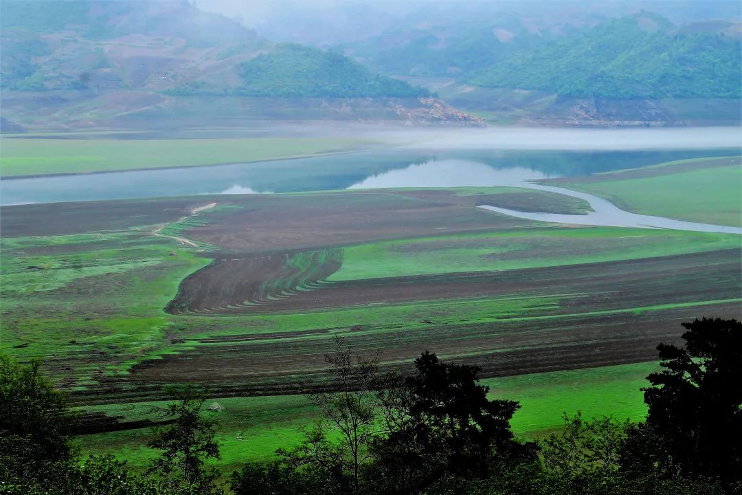值得一去的边境城市,中国四个边境