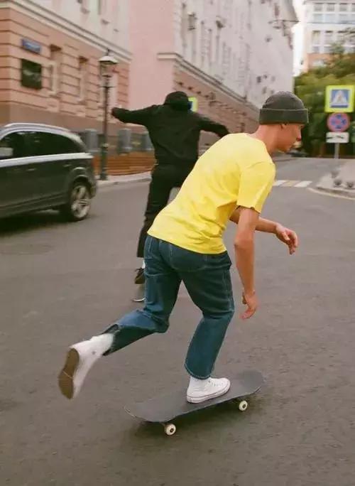 几十块钱的t恤和几万元的衣服,几十和几千t恤差别