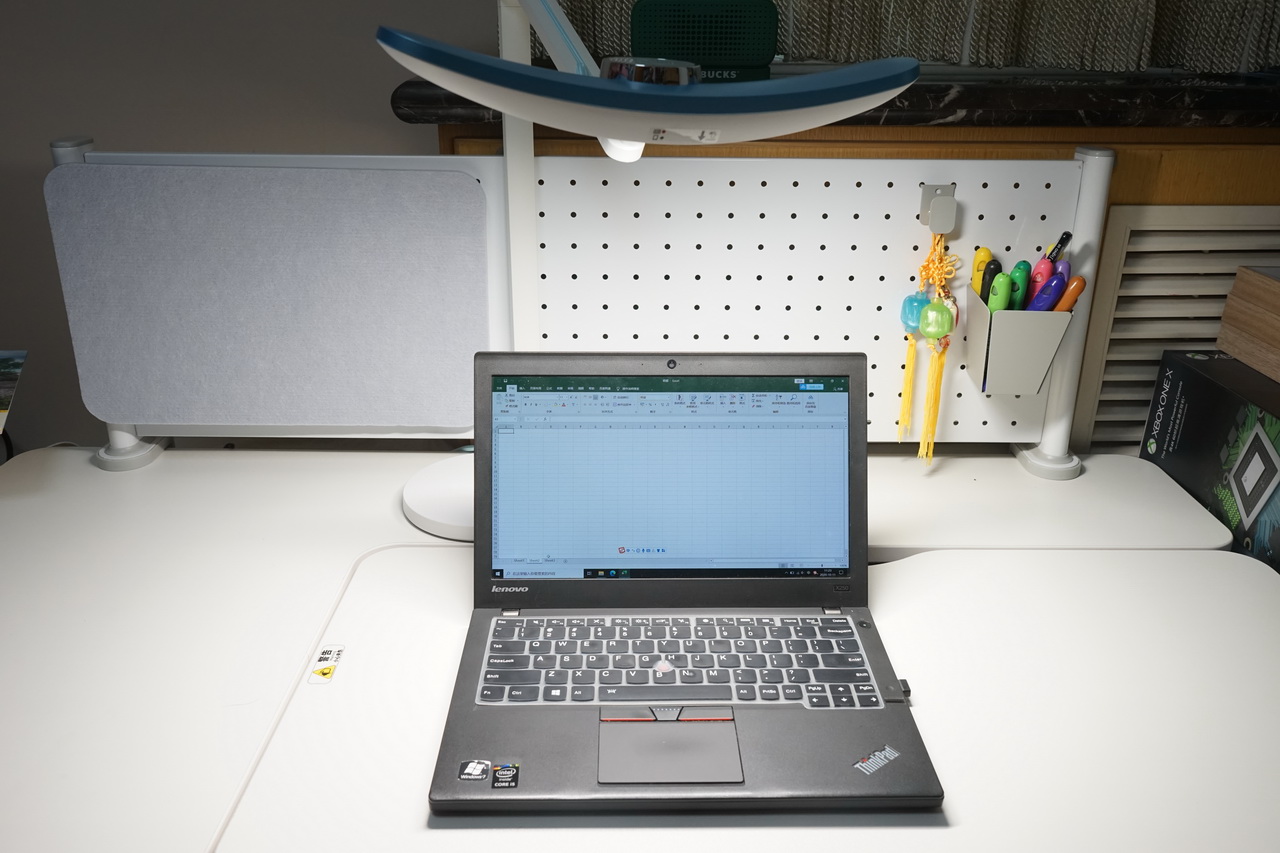 护眼台灯怎么选比较专业,护眼圆形台灯怎么选好用