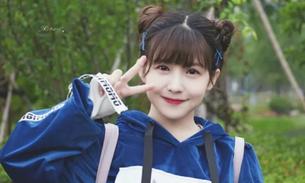 娜扎同款丸子头可爱俏皮女友感,娜扎热巴同款双丸子头