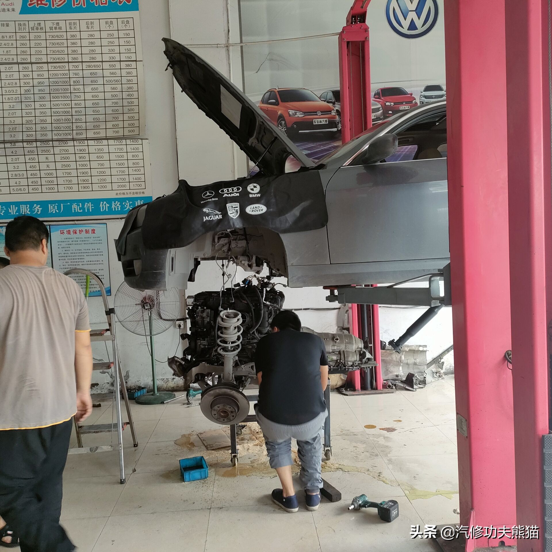 宝马e90325i2007款,宝马e90漏机油通病