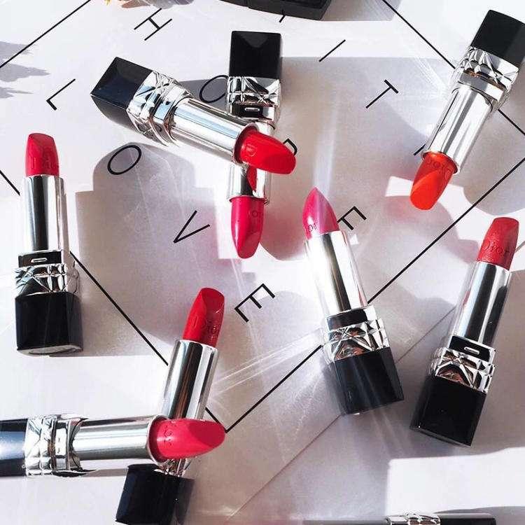 口红哪个品牌用了不起皮不干燥,口红品牌最值得买的产品