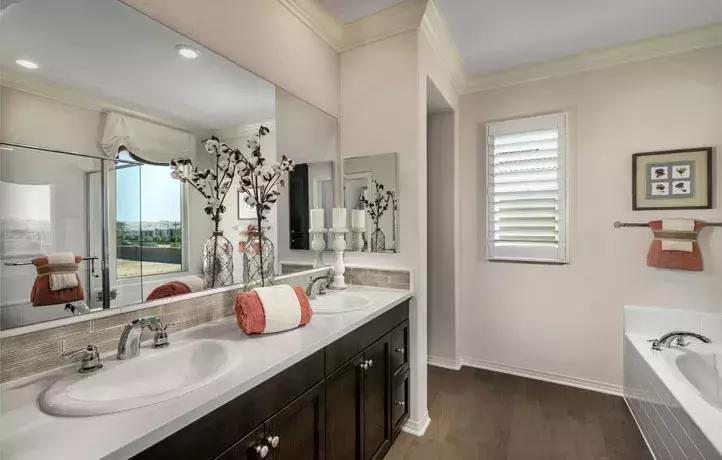 新建区毛坯房捡漏房,新房捡漏90平