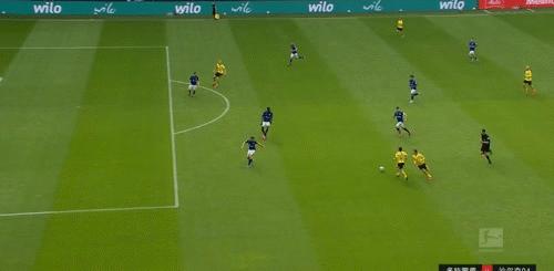 挪威球星哈兰德身价,挪威神锋vs哈兰德