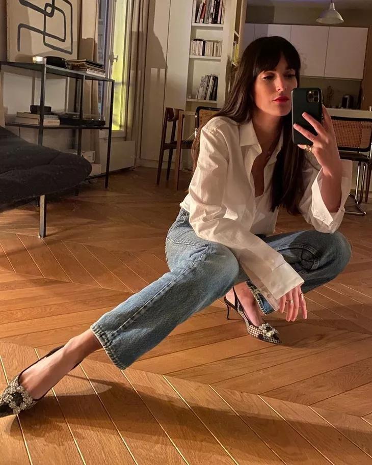 马蹄裤和喇叭马蹄裤哪个更显腿长,高腰显瘦马蹄裤