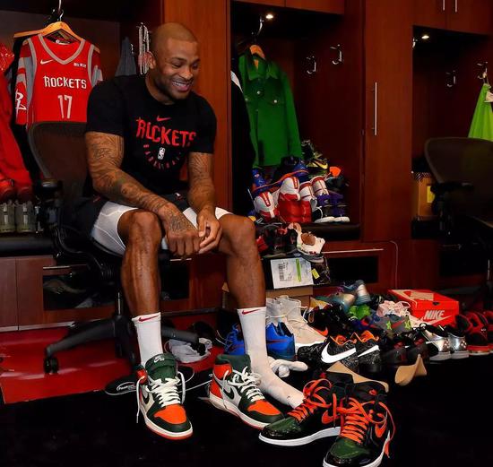 为什么说塔克是状元,塔克是鞋王吗