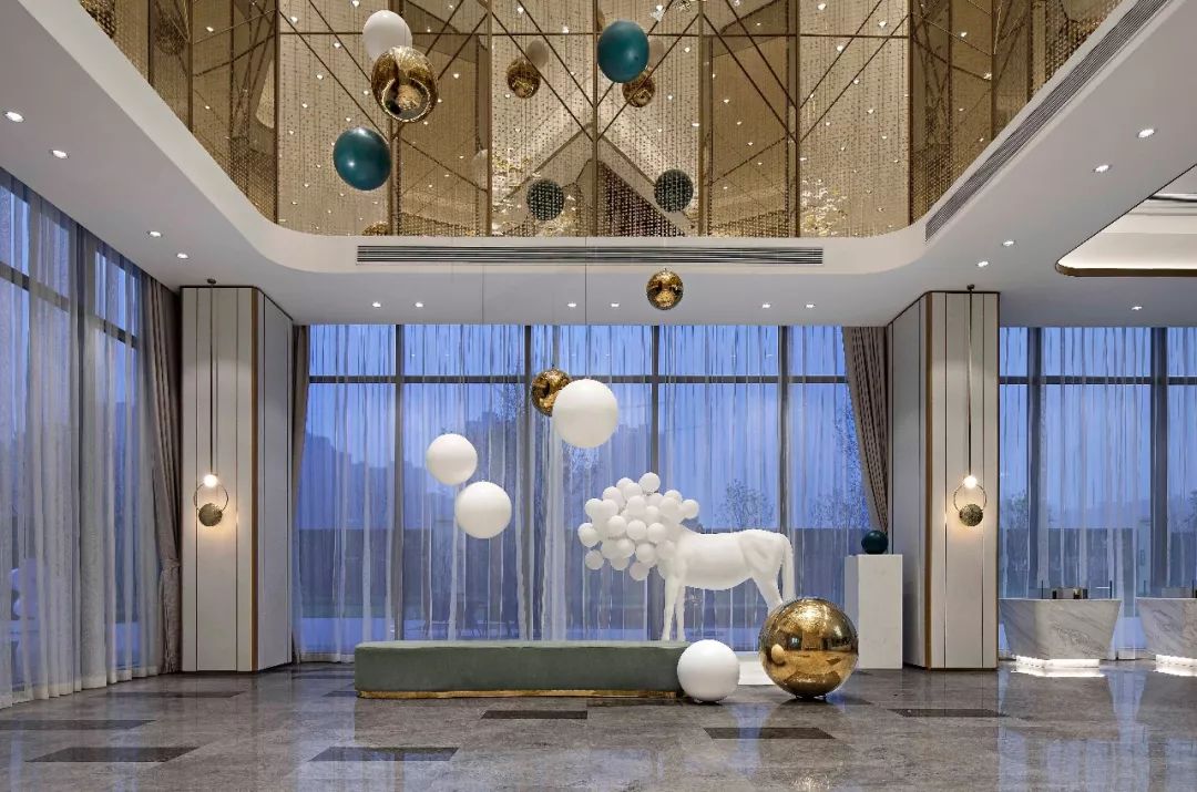 方黄新作丨750㎡以扇为媒，追寻东风西渐的童孩梦境