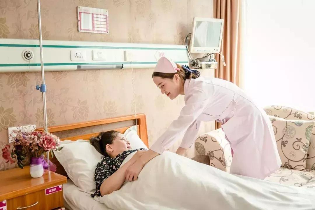 这是家什么神仙医院，三人间顺产+医保报销=免费生娃