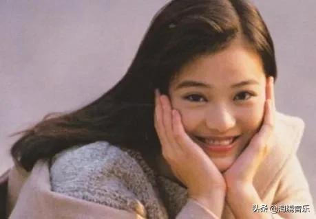 香港女星替夫还债,香港男歌手为父亲还巨额债务