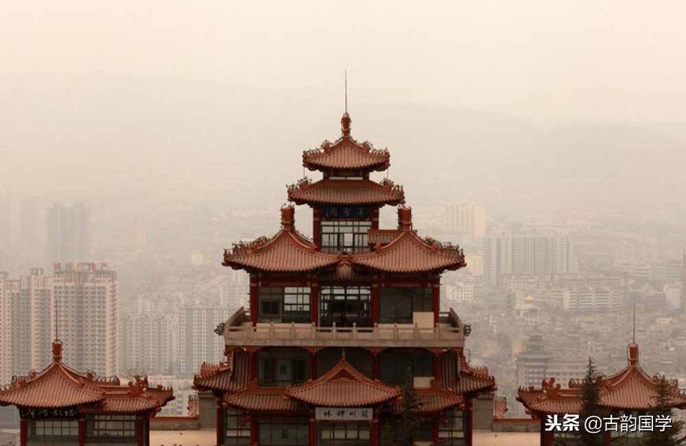 一座城一首诗一幅画,一座城一首诗视频