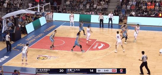 「回顾CBA经典战」荡气回肠！孟铎加时读秒绝杀*疆新**