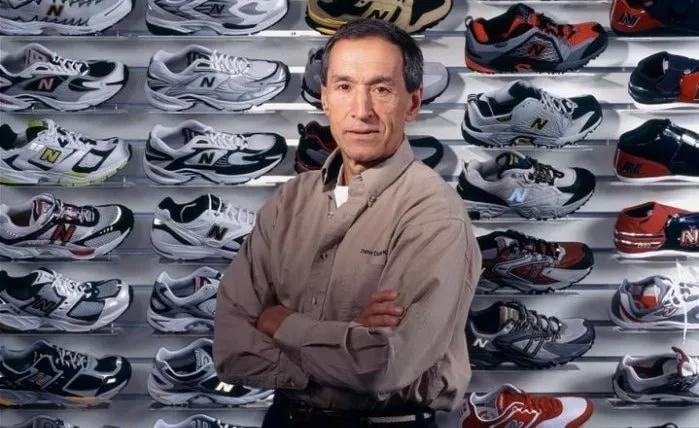 新百伦鞋属于什么风格,灰色运动鞋推荐新百伦