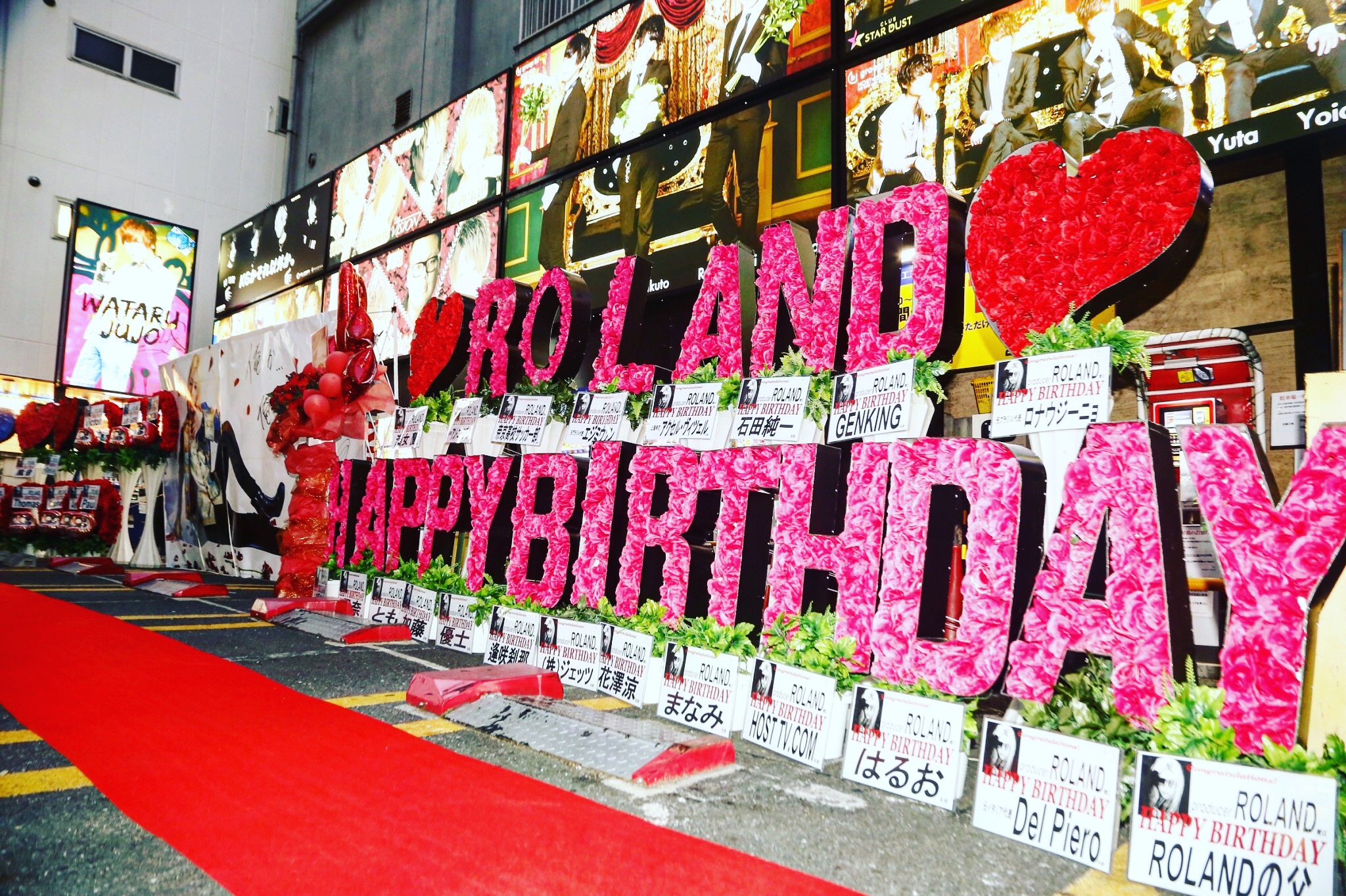 牛郎不卖艺不*身卖**，卖什么？