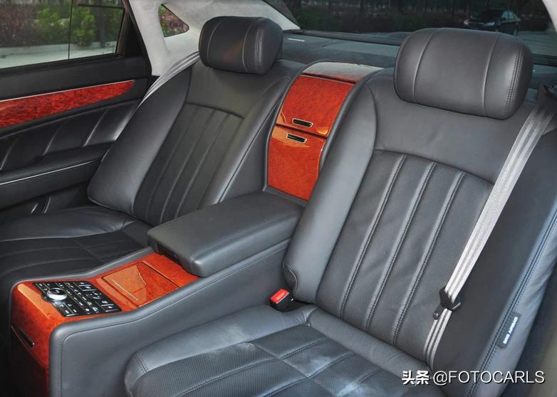 现代进口全新雅科仕新款,5.0lv8