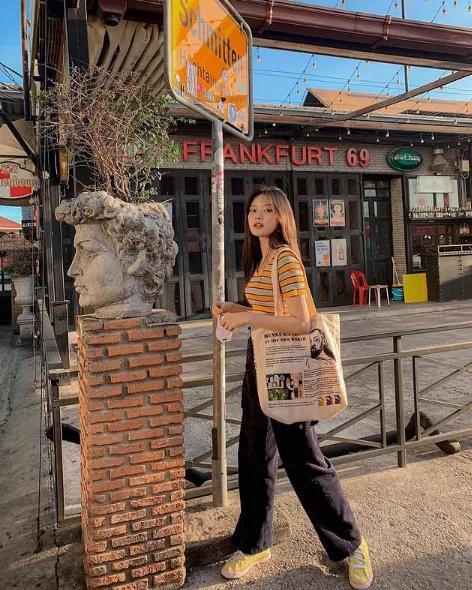 还在追韩系fashion？我已经掉入了泰妹Lisa的坑