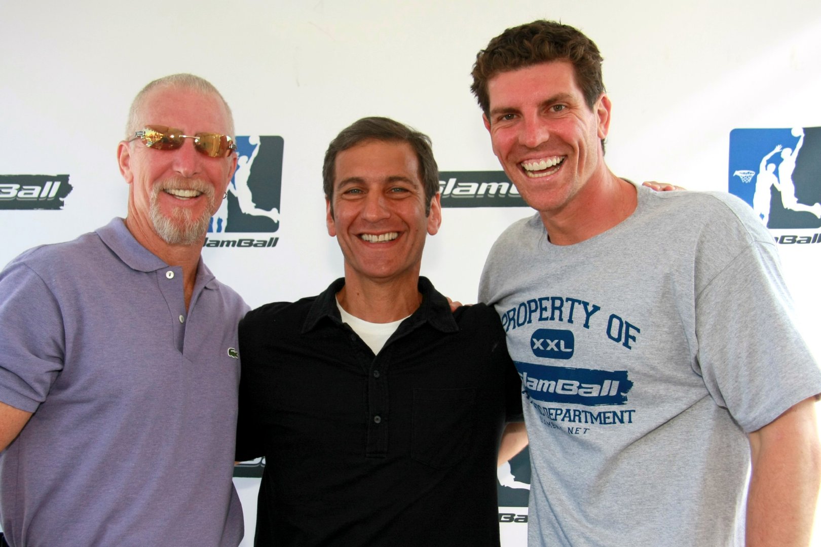 迈克尔乔丹第2冠表演时刻,迈克尔乔丹惊世一投庆祝