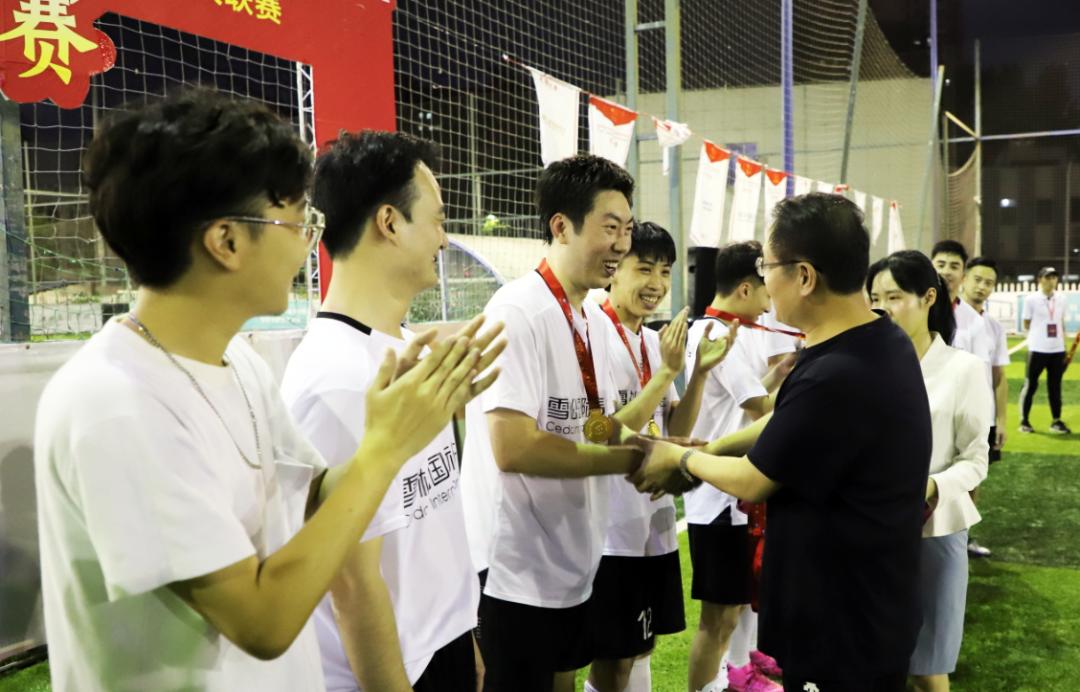 七战全胜获亚军,七战全胜夺冠