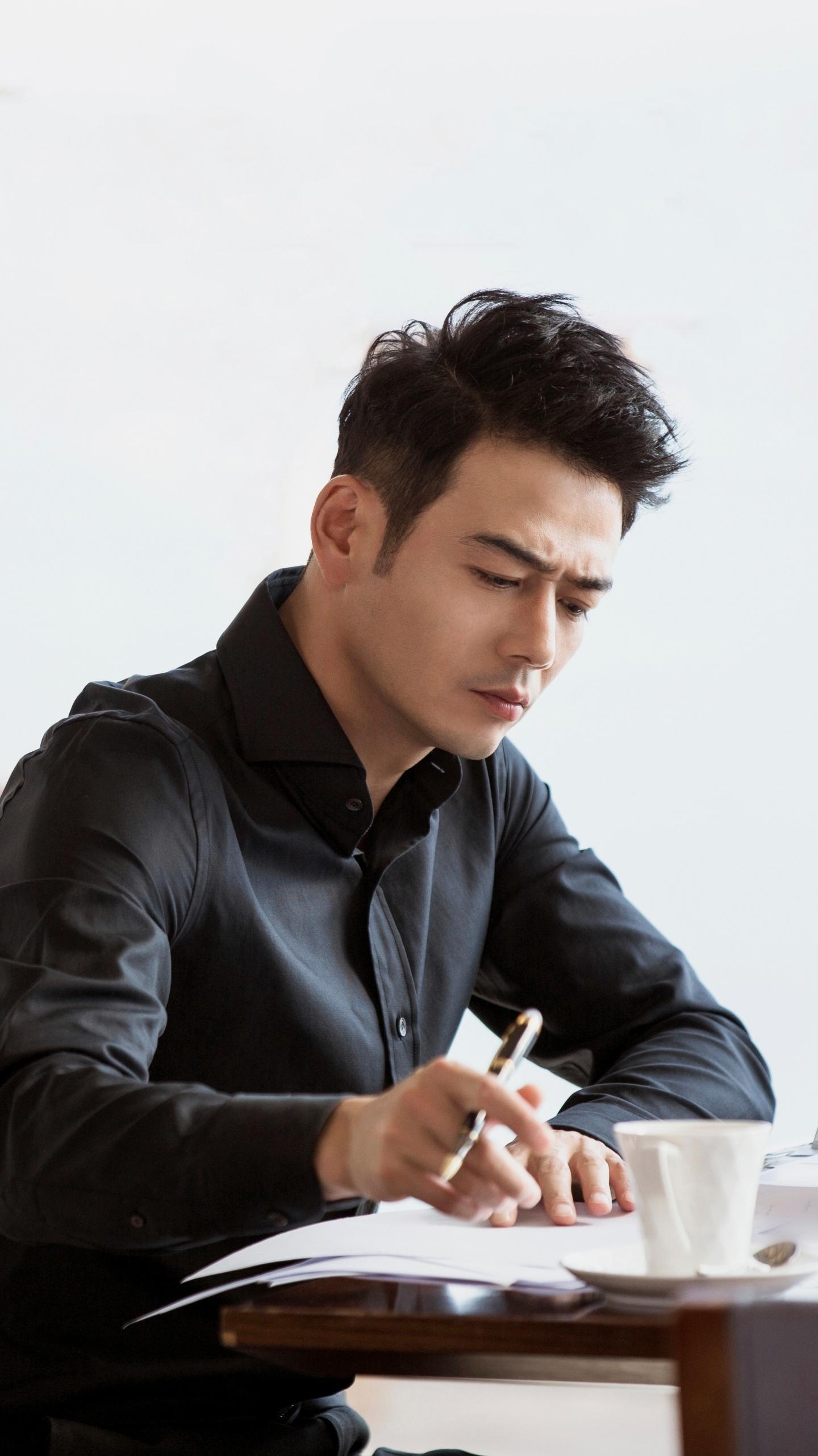 焦虑妈妈育儿全过程,怎么克服新手妈妈焦虑