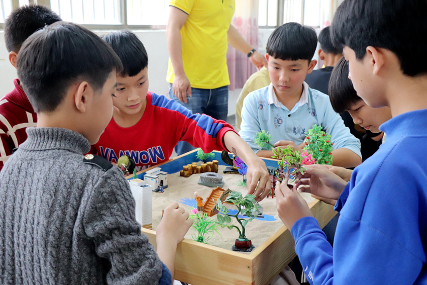 中大互联——“心希望”沙盘进百校之普宁仕林小学