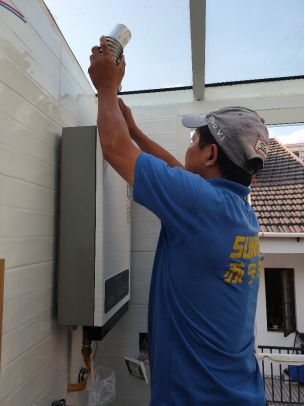 千元级热水器温暖对比!e城e家燃气热水器详细测评