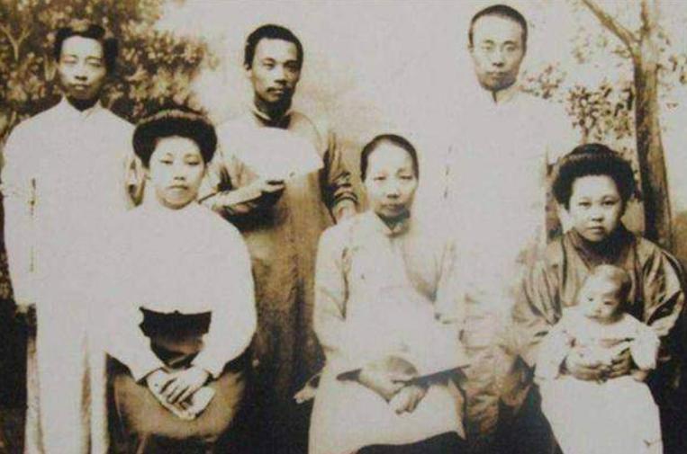 鲁迅朝花夕拾文字摘抄,朝花夕拾鲁迅少年时的启示