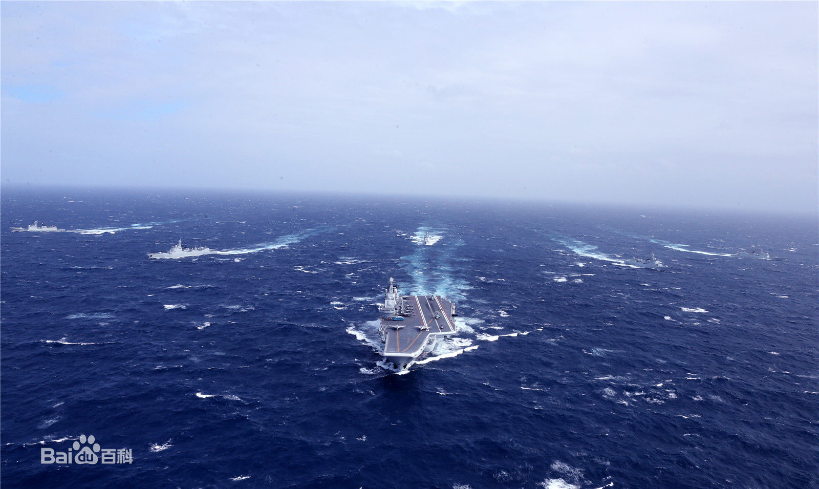 世界十大最强航空母舰排名,世界十大航空母舰排名