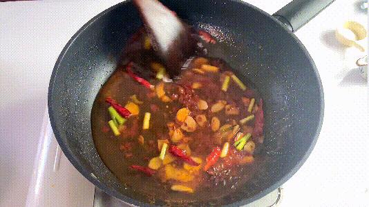 红烧鱼怎么炸才不会破皮,红烧鱼怎样煎鱼不粘锅不破皮