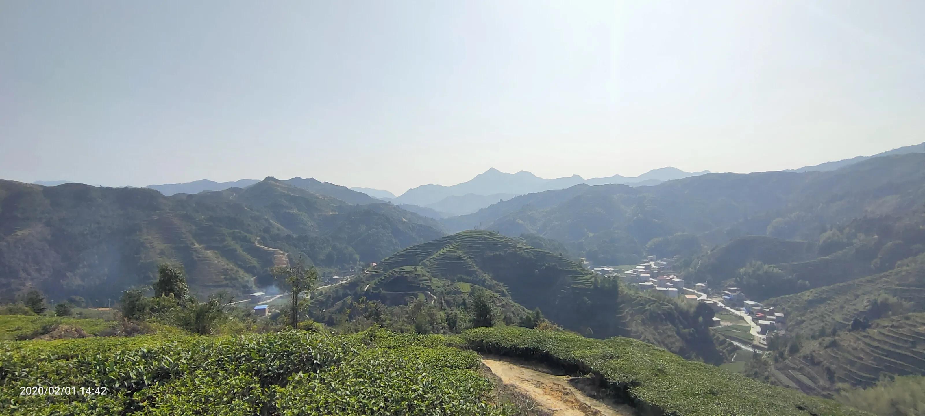 80后穷小伙靠5000元创业两年,80后心酸男人创业的故事