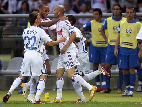 深度解析：从三换人制度到五换人制度，足球回归后的规则革命