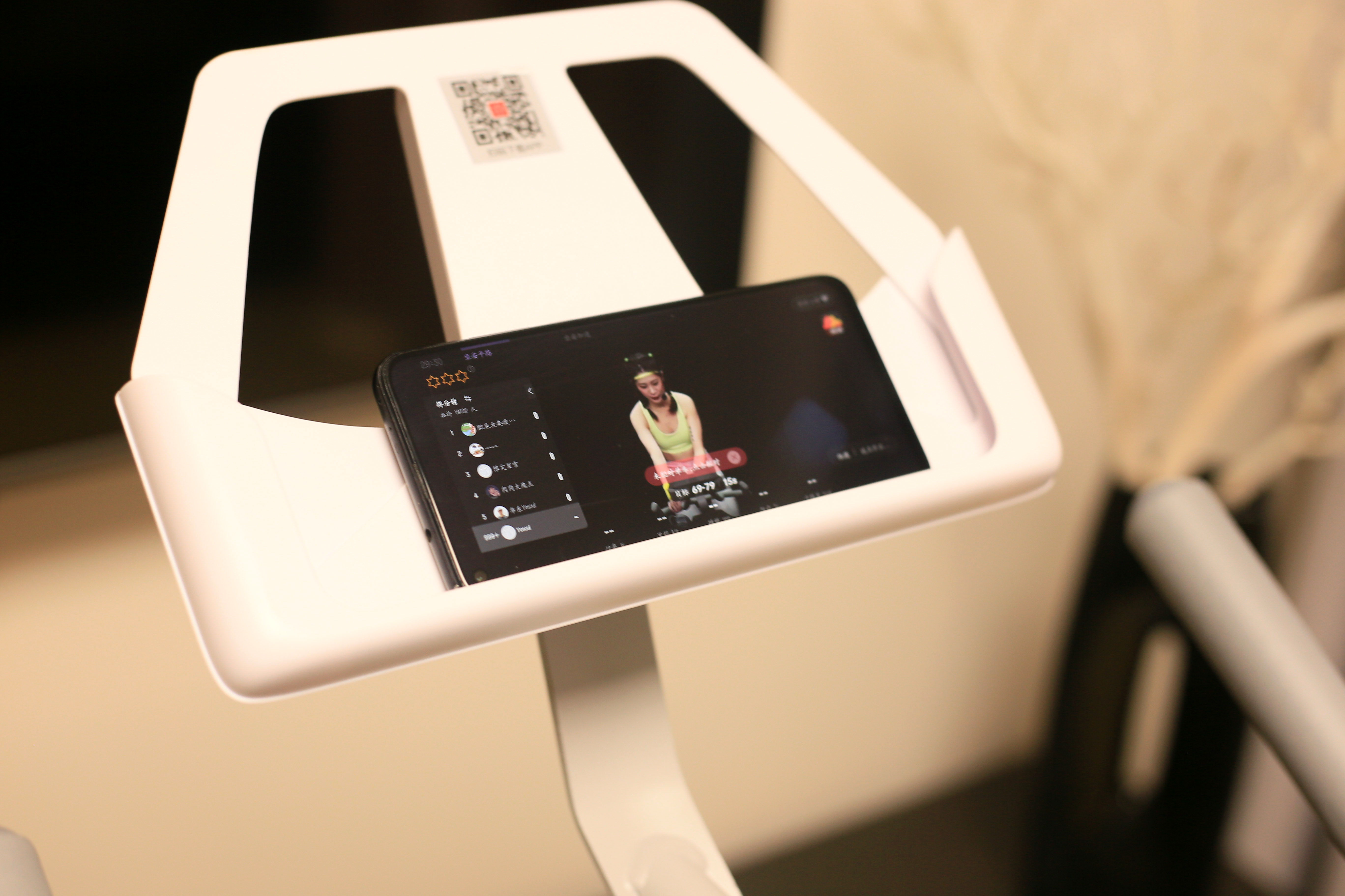 小巧静音,小户型最爱的健身神器——YESOUL野小兽M1动感单车体验