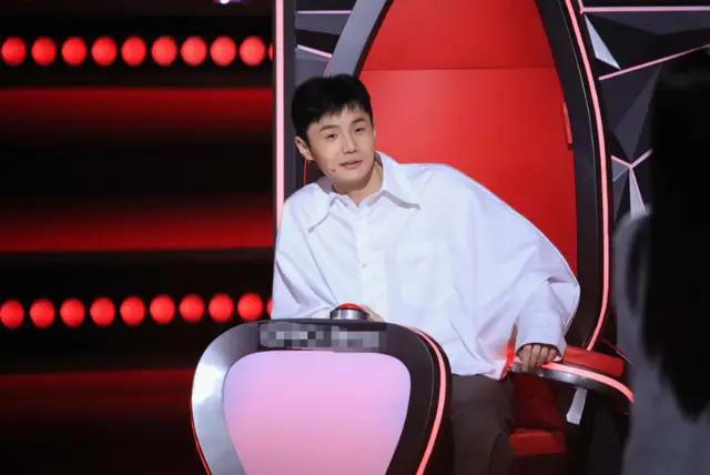 王源唱歌教学正确示范,王源骄傲唱歌小技巧