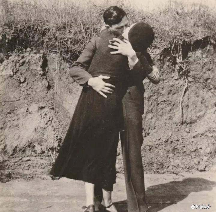 英雄联盟霞和洛星空皮肤宣传动画,英雄联盟霞跟洛会在游戏里对话吗