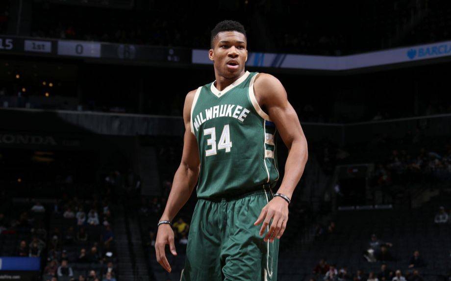 字母哥:我需要一个会传球的队友,后撤步大师,肯巴沃克