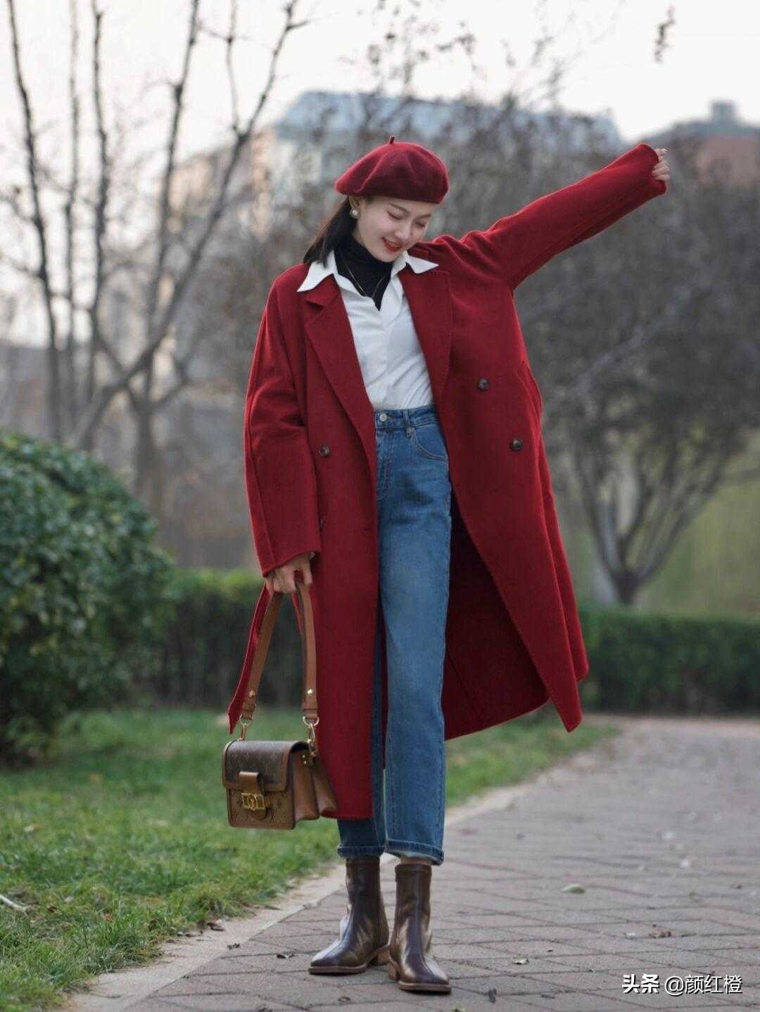 这些才是红色大衣的正确搭法,经典稳重又有气场,让你美出新高度