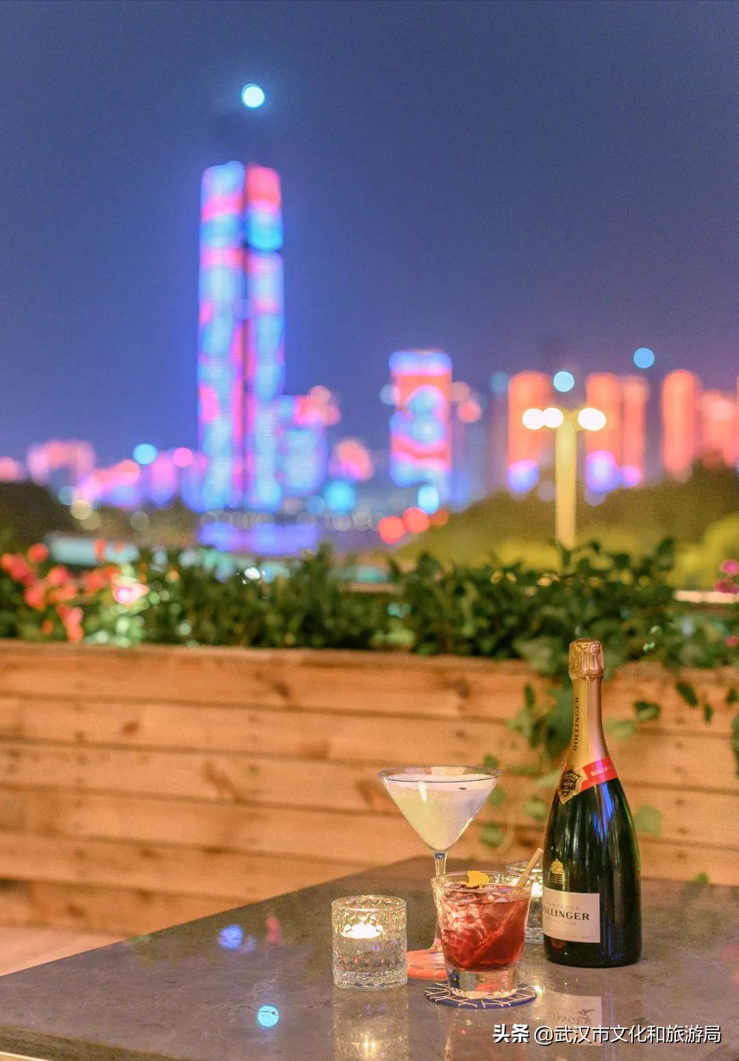 武汉长江灯光秀最佳观赏地点,武汉长江灯光秀时刻表