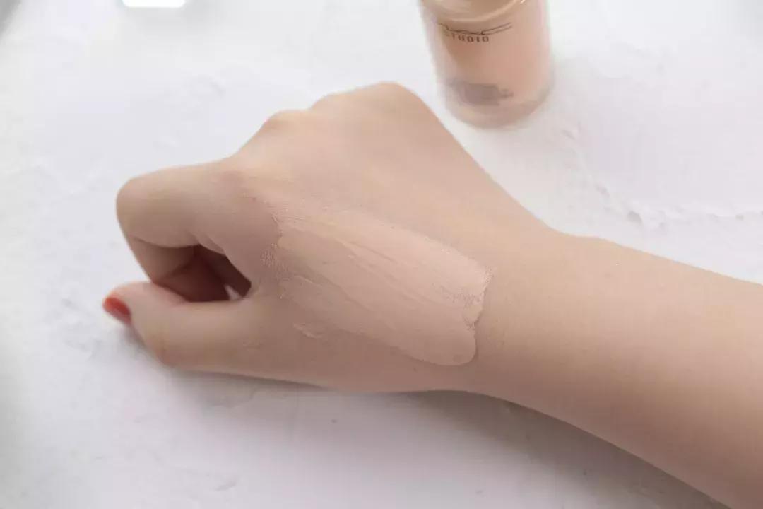 推荐8款适合干皮的粉底液,迪奥最贵粉底液